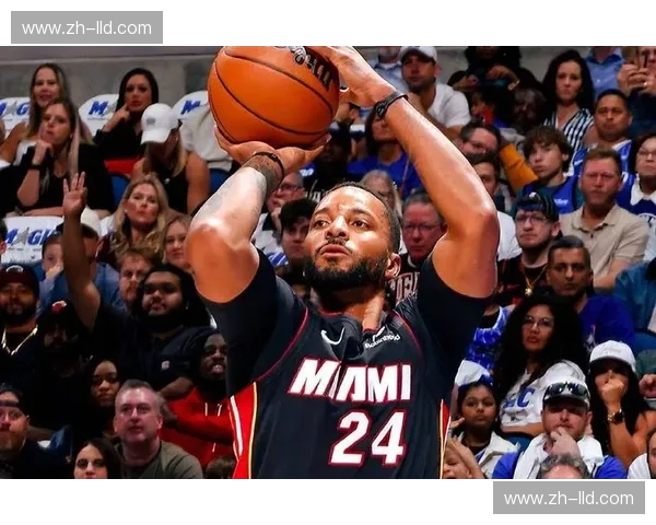 铁血硬汉碰撞青春风暴：热火vs魔术直播，这场佛州内战你绝不能缺席